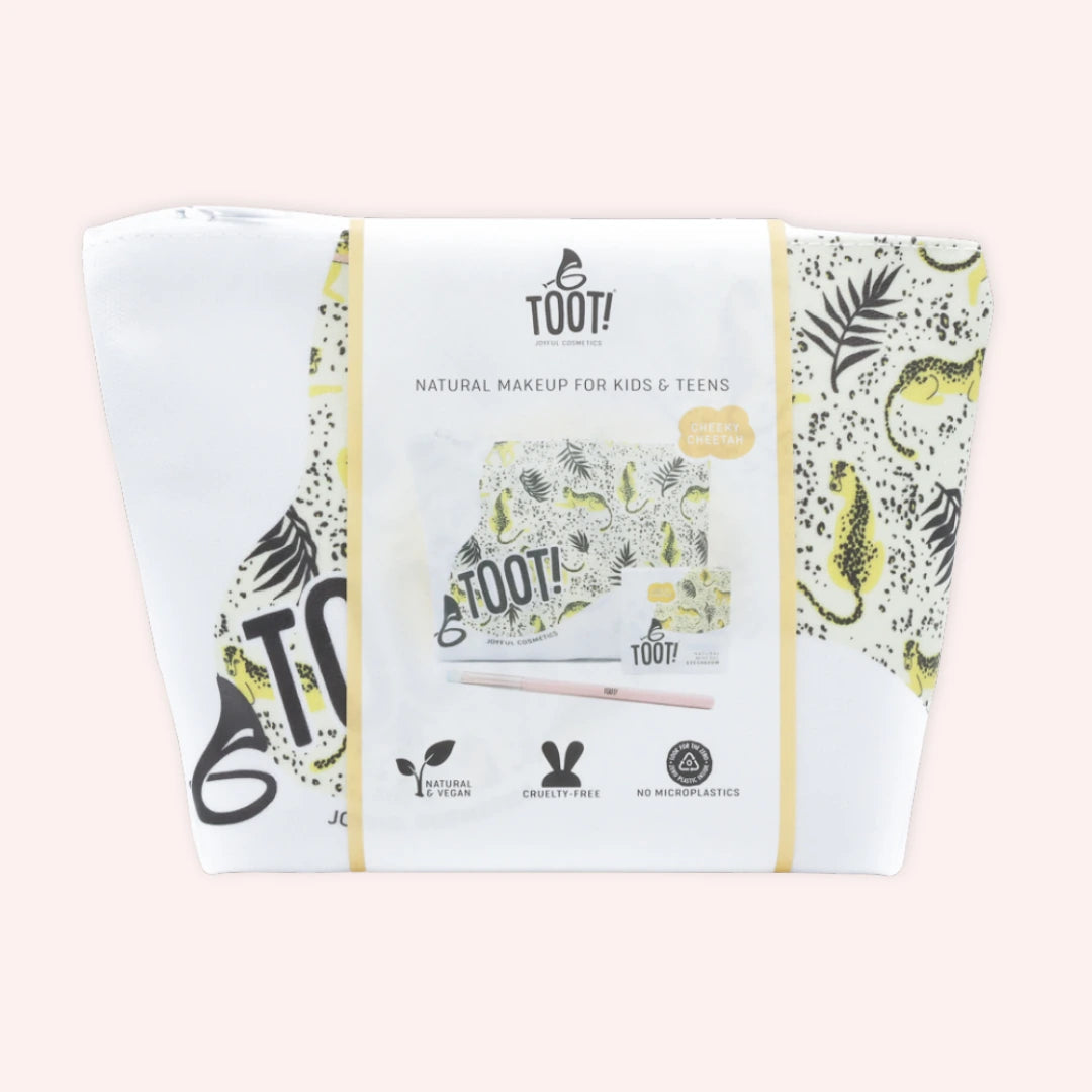 Cheeky Cheetah Eyeshadow Bag Set